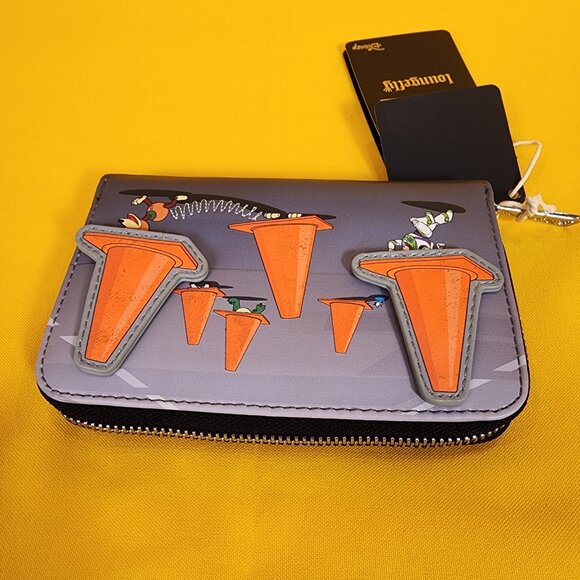 Loungefly Disney Pixar Toy Story 2 Walking Cones Scene Moveable Zip Wallet NEW - Picture 10 of 13